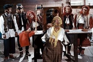 Кадр из фильма "Тени забытых предков"