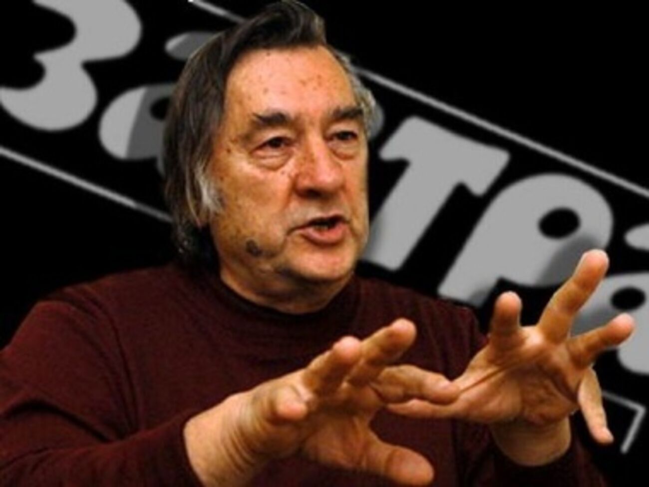 Главный редактор газеты "Завтра" Александр Проханов считает, что в пику интересам США появится мощный военно-политический блок на Дальнем Востоке