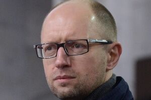 Убытки от потери Крыма составят сотни миллиардов долларов, считает Яценюк
