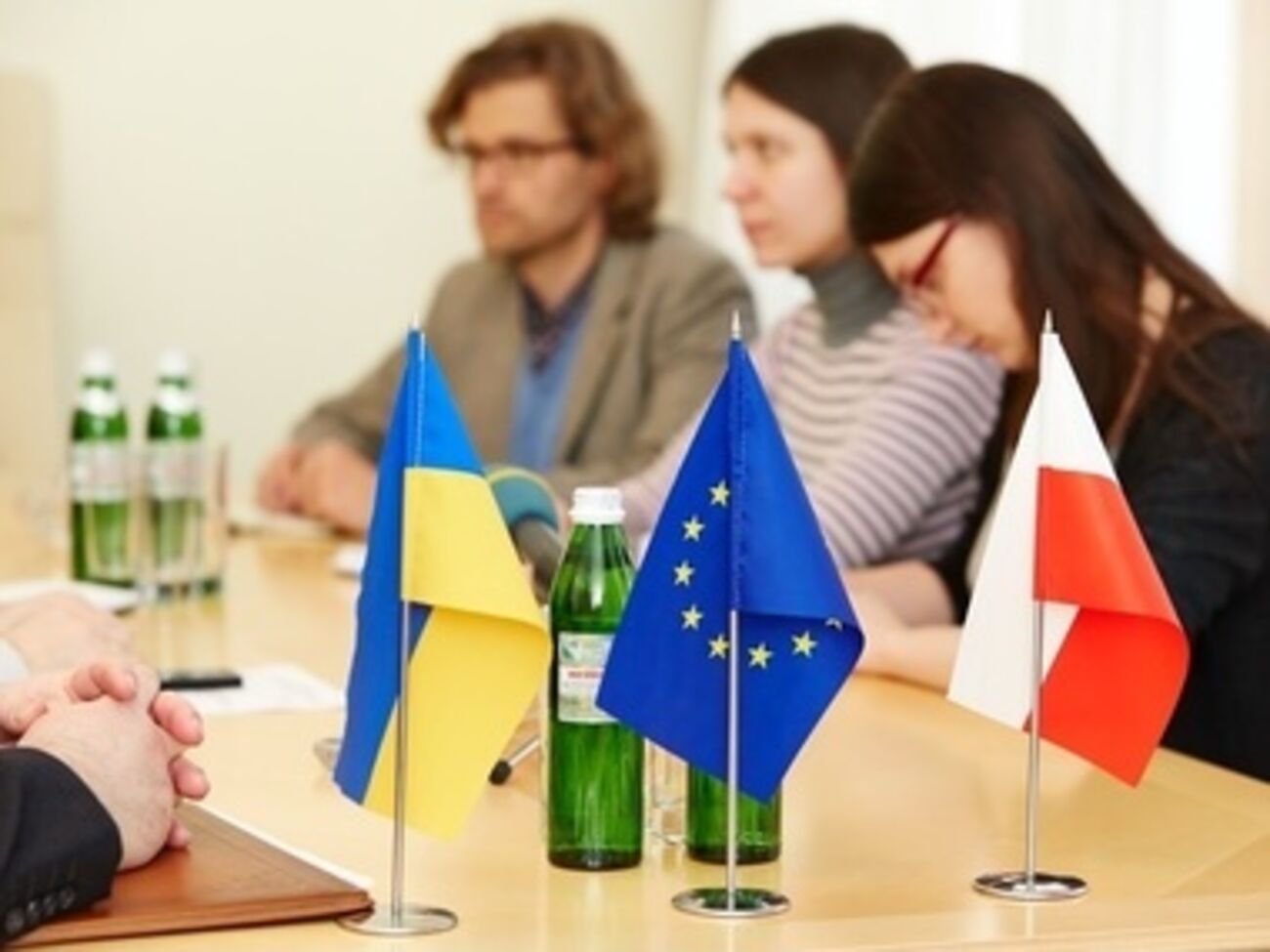 ОБСЕ приглашена украинскими властями, чтобы следить за соблюдением прав человека в стране