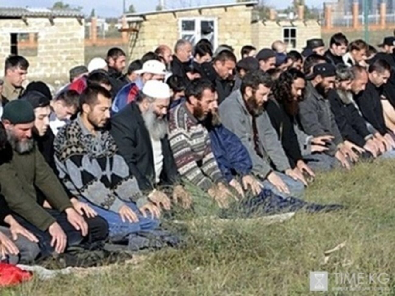 Крымские татары начинают национально-освободительную борьбу за государственность