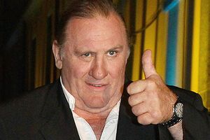 Цена эксклюзивных часов Депардье пока не известна