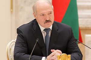 Лукашенко: Говорят, наша точка зрения такая, чтобы и тех, и этих не обидеть. А мы никого не собираемся обижать