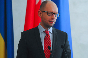 Яценюк хочет, чтоб в бюджет наконец начали поступать деньги