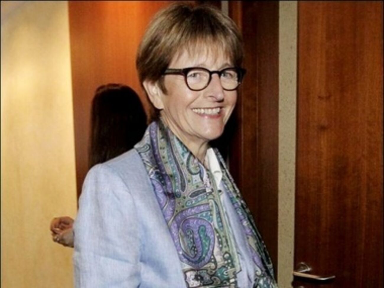 Анн Брассер считает, что мирное решение проблем можно найти, поддерживая личные контакты