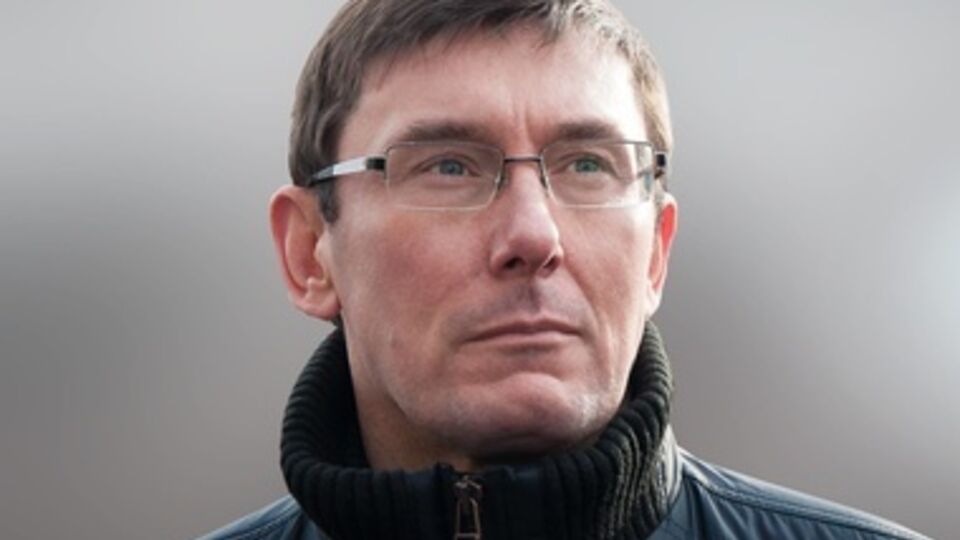 Луценко считает, что народ должен заставить власть изменить жизнь к лучшему