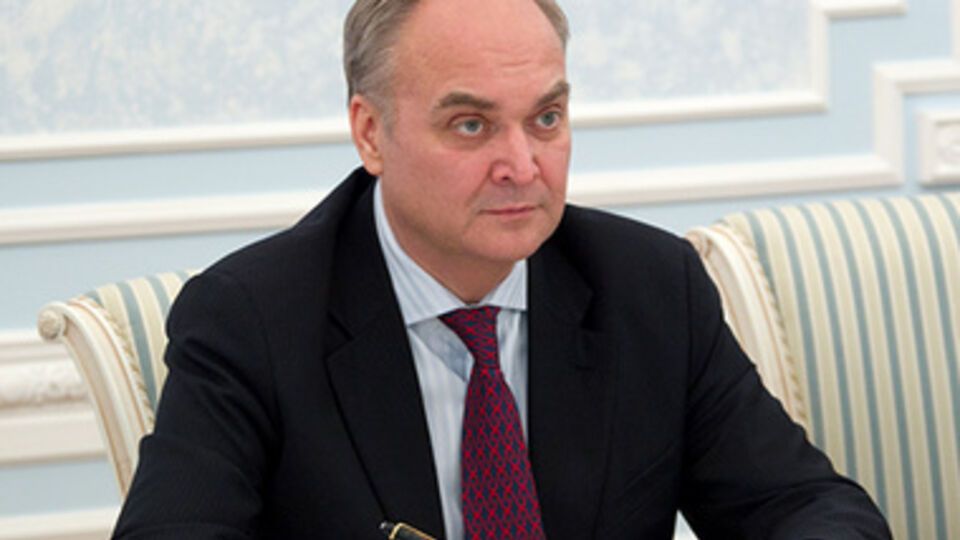 Никакой незаявленной военной деятельности, которая могла бы угрожать безопасности соседних государств, вооруженные силы России не ведут, сообщает Антонов