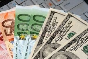 Доллар продолжает расти