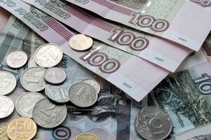 Жители Крыма будут получать зарплаты и пенсии в рублях