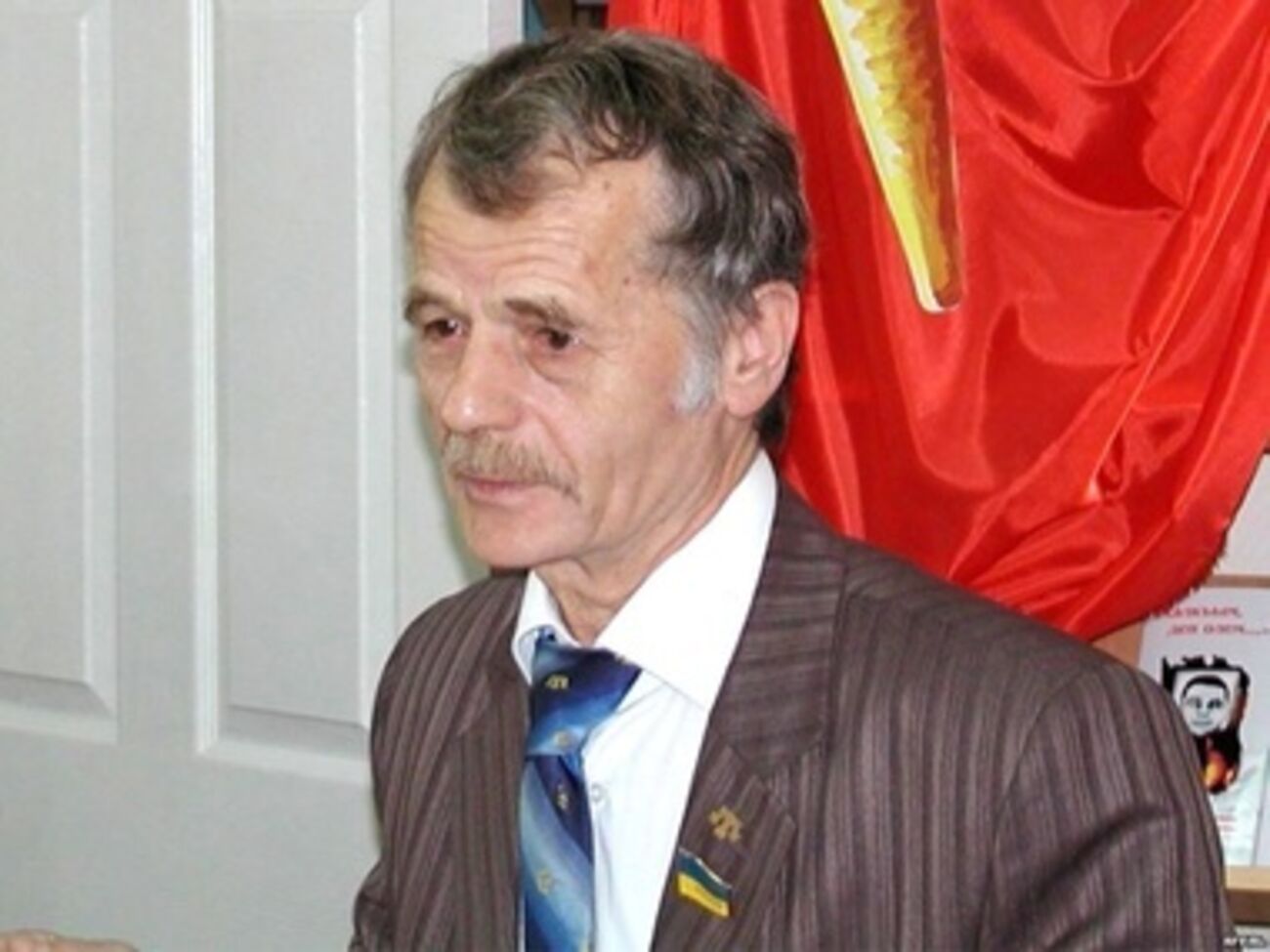 Джемилев пока не видит конкретных действий со стороны Украины