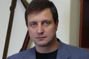 Валентин Бадрак считает, что Украина должна вывести войска из Крыма
