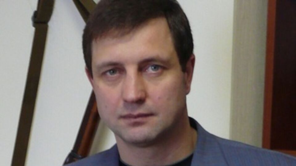 Валентин Бадрак считает, что Украина должна вывести войска из Крыма
