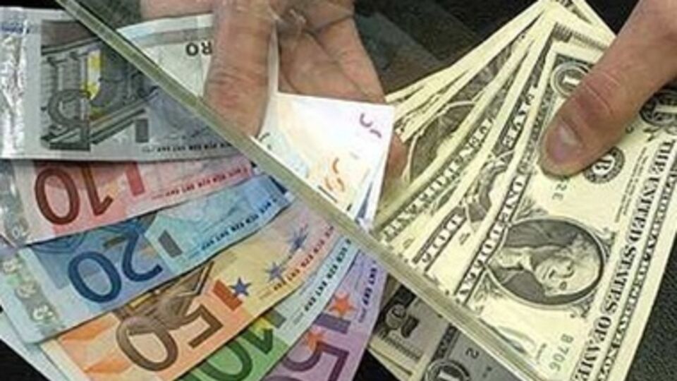 Гривна продолжает падение