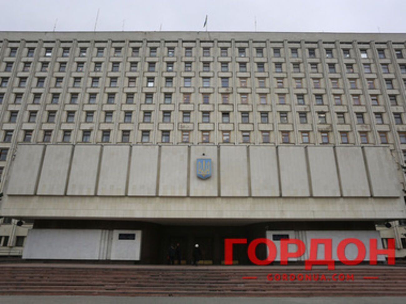 На сегодняшний день ЦИК зарегистрировала только одного кандидата в президенты