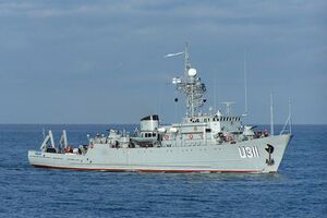 "Черкассы" не спустили флаг ВМС Украины