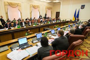 В среду Арсений Яценюк проведет расширенное заседание Кабмина