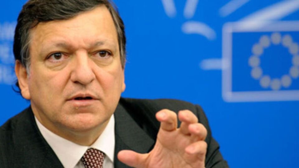 В ЕС не хотят повторения таких сценариев, как в Украине, в других европейских регионах, заявил Баррозу