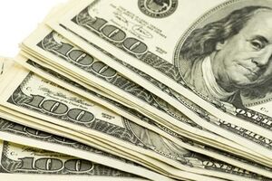Курс доллара снова растет