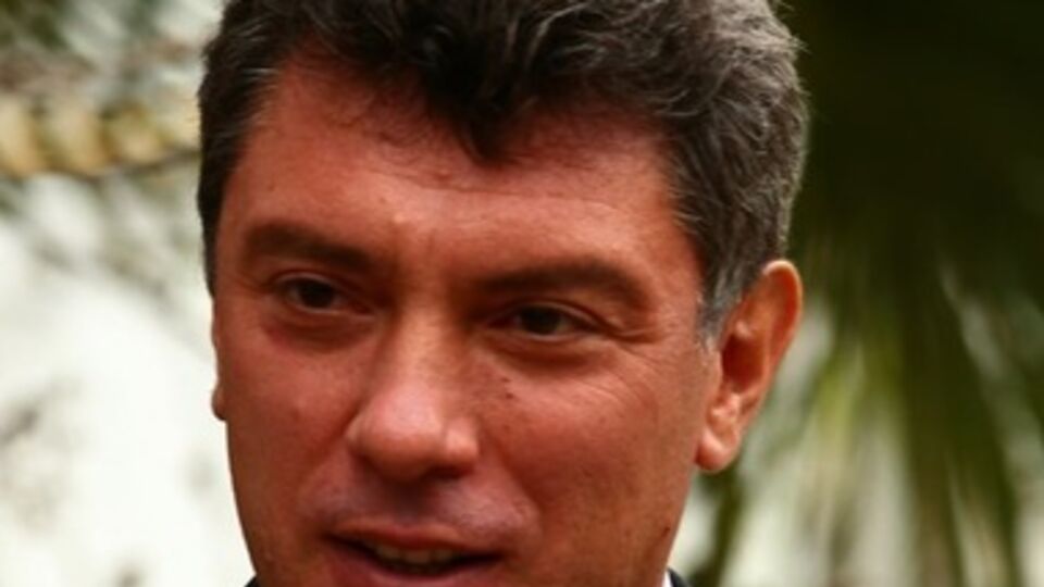 Борис Немцов считает, что Владимира Путин хочет вернуть к власти Виктора Януковича