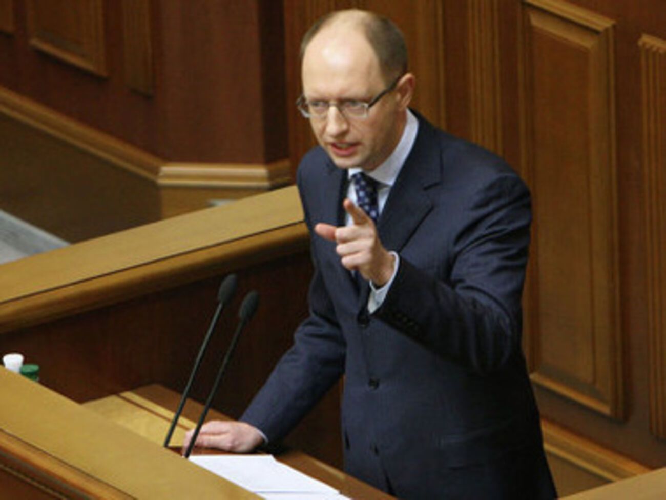 Арсения Яценюк