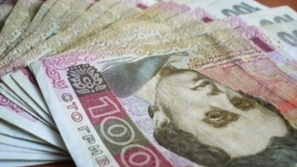 Гривна продалжает терять позиции