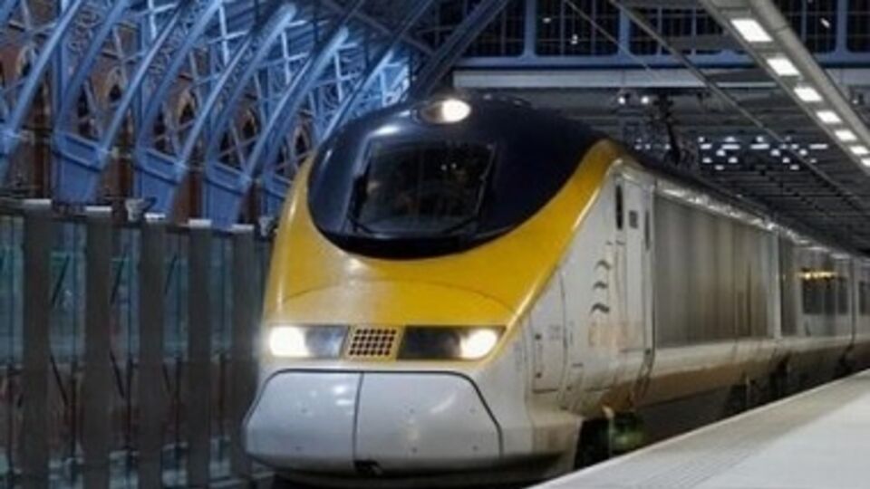 Под Ла-Маншем движение поездов было прервано из-за пожара