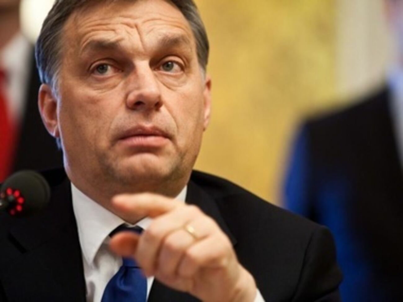 Орбан опасается, что санции против России нанесут ущерб его стране
