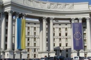 В Украине отсутствуют какие-либо нарушения прав и культурных потребностей немцев, чехов и венгров, сообщает украинский МИД