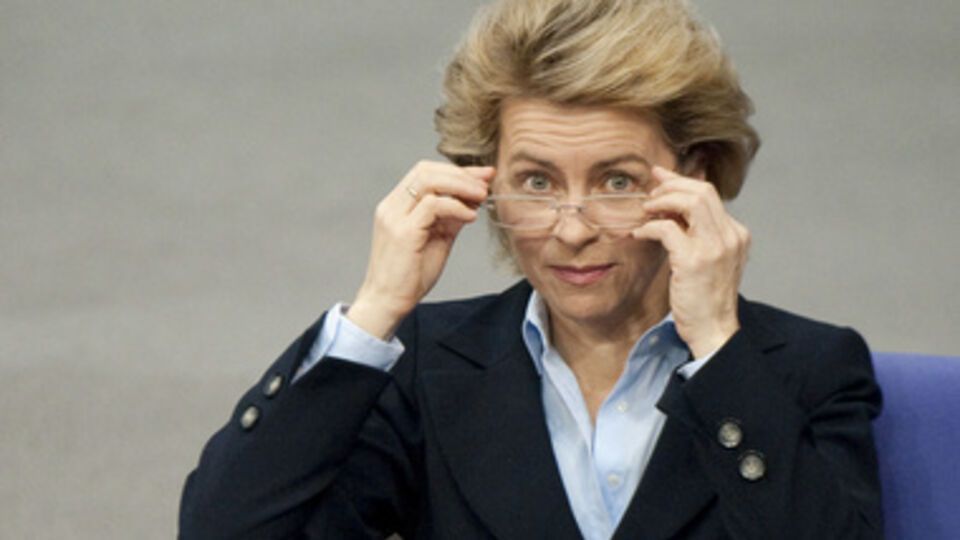 Урсула фон дер Ляйен не верит в экономическую мощь России