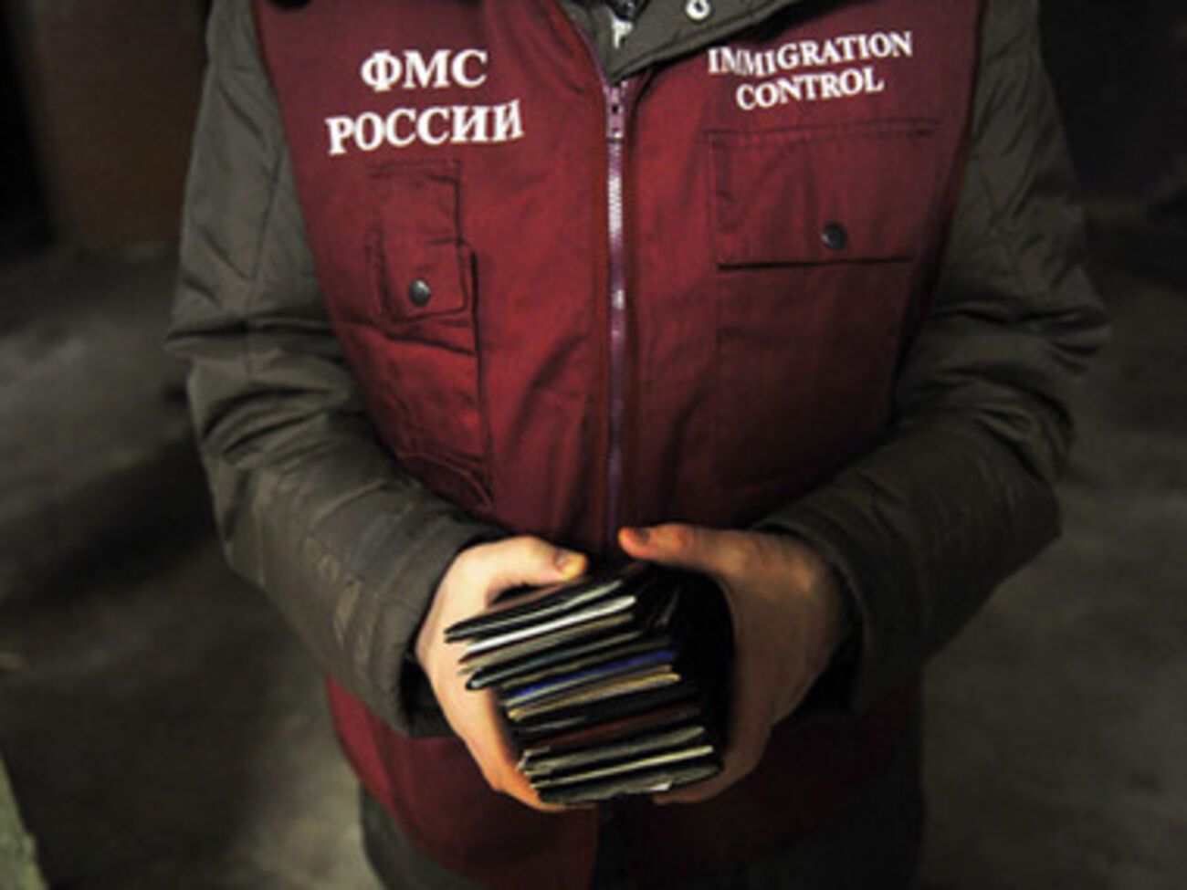 Для получения российского паспорта крымская прописка необязательна