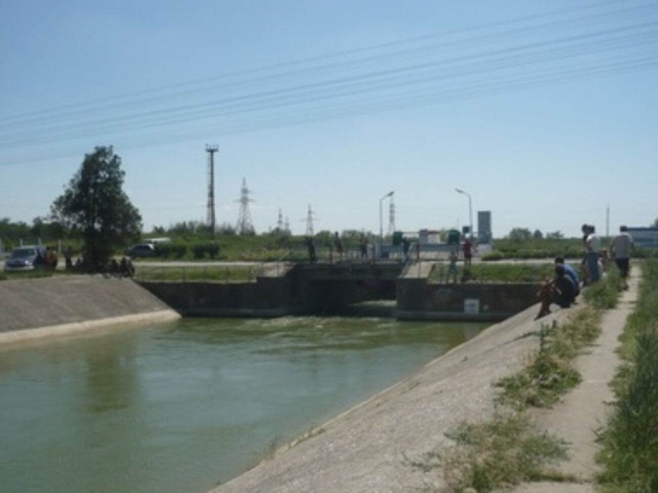 Крым получает воду по Северо-Крымскому каналу из материковой Украины