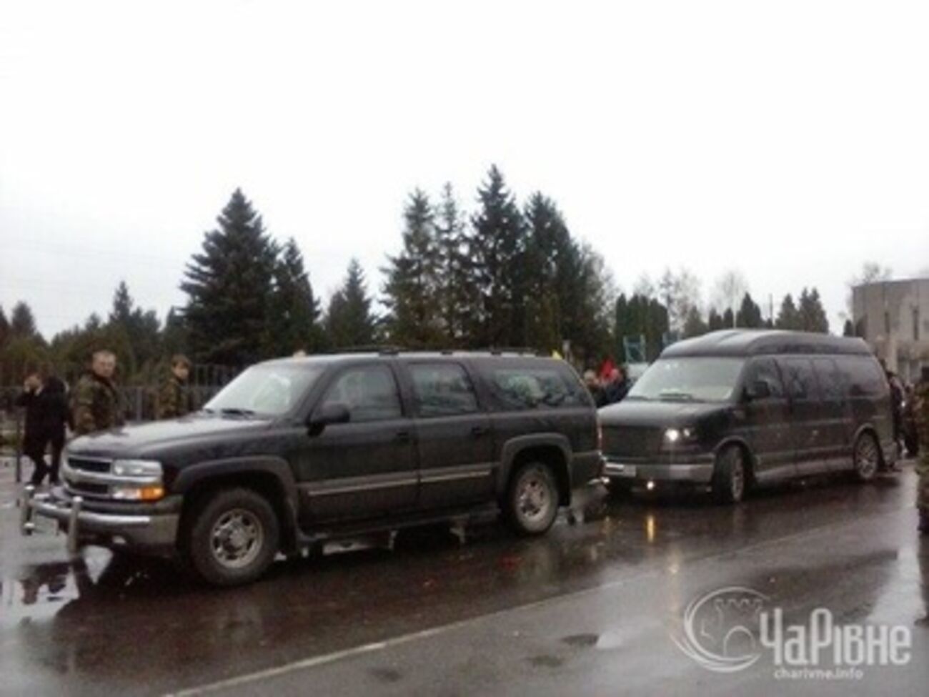 Машины из кортежа Януковича, которые отобрал Ярош