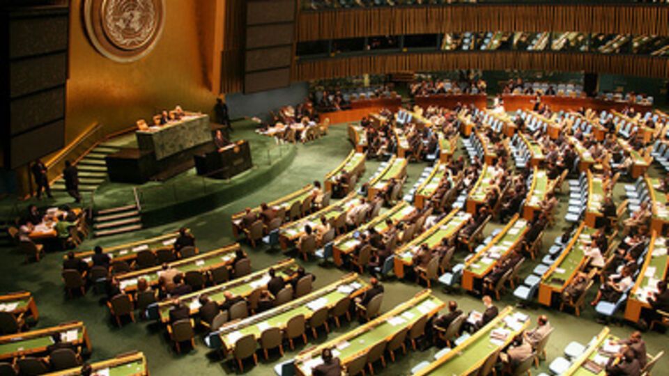 Генеральный секретарь ООН Пан Ги Мун, заявил, что Путин пообещал не вторгаться на территорию Украины