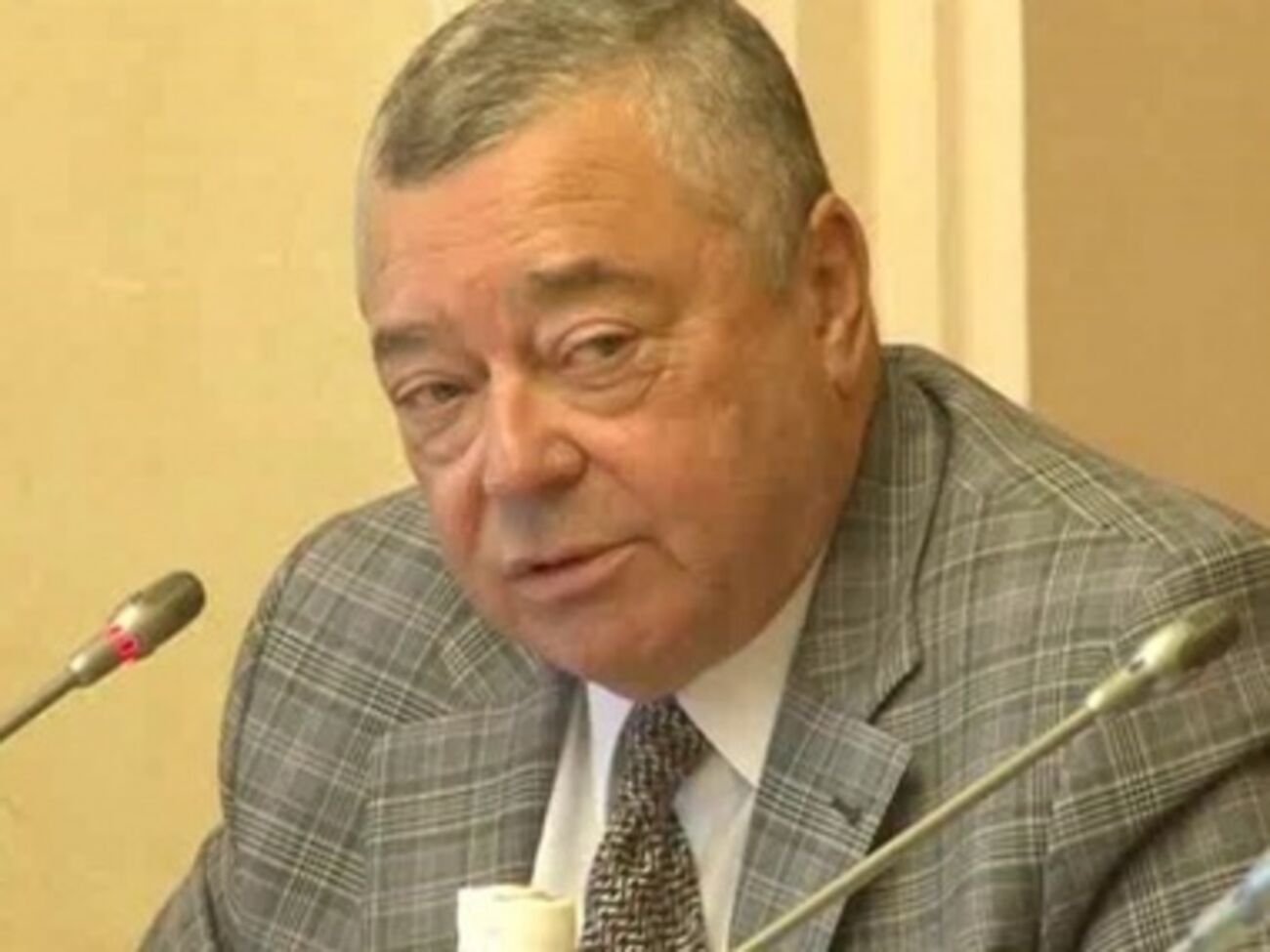 Григорий Иоффе не считает нужным советоваться с народом в процессе принятия конституции