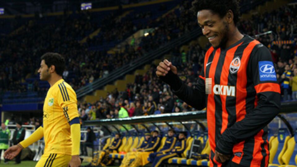 Луис Адриано забил четвертый гол в ворота "Металлиста"