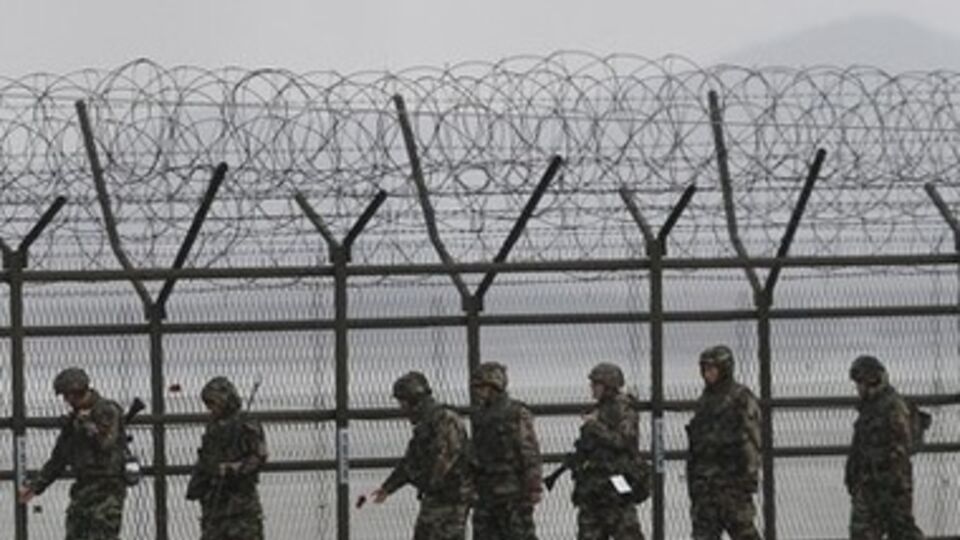 На границе между Южной Кореей и КНДР произошла перестрелка