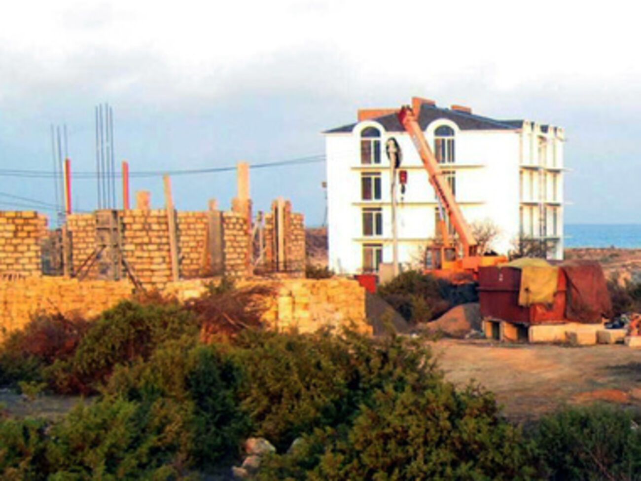 Укрианские чиновники и бизнесмены рискуют потерять свою недвижимость в Крыму