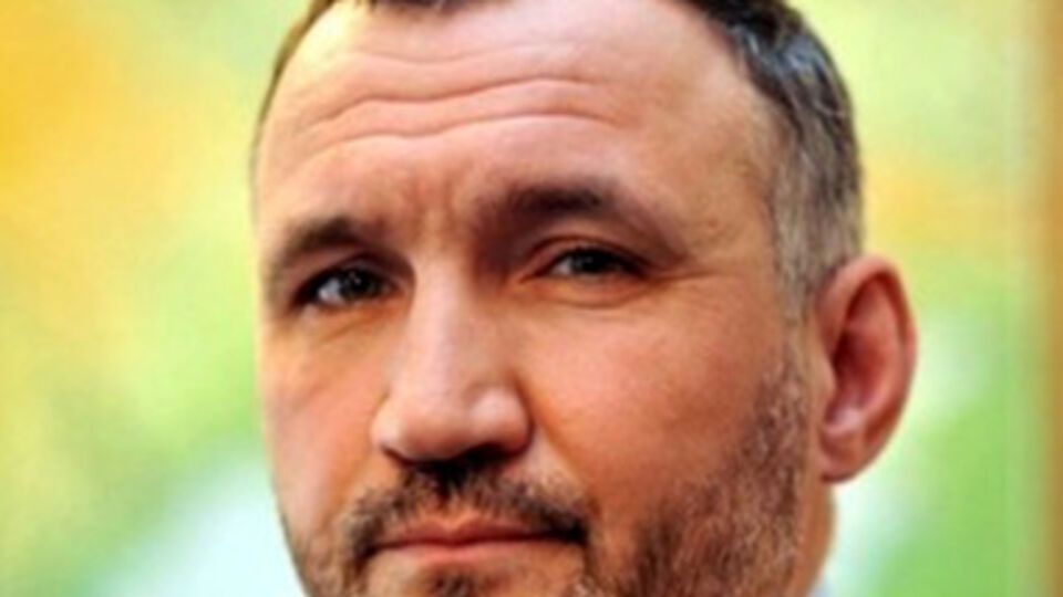 Заработная плата Кузьмина за 2013 год составила 527 893 грн, а "другие виды доходов" принесли ему 784 177 грн.