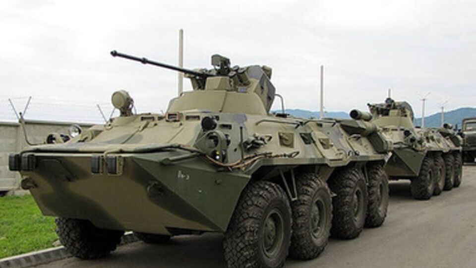 Российский батальон мотострелковой бригады возвращается на базу на Волге