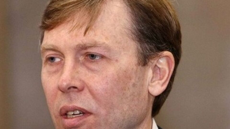 Соболев считает, что весь мир смотрел на выступление Путина с улыбкой