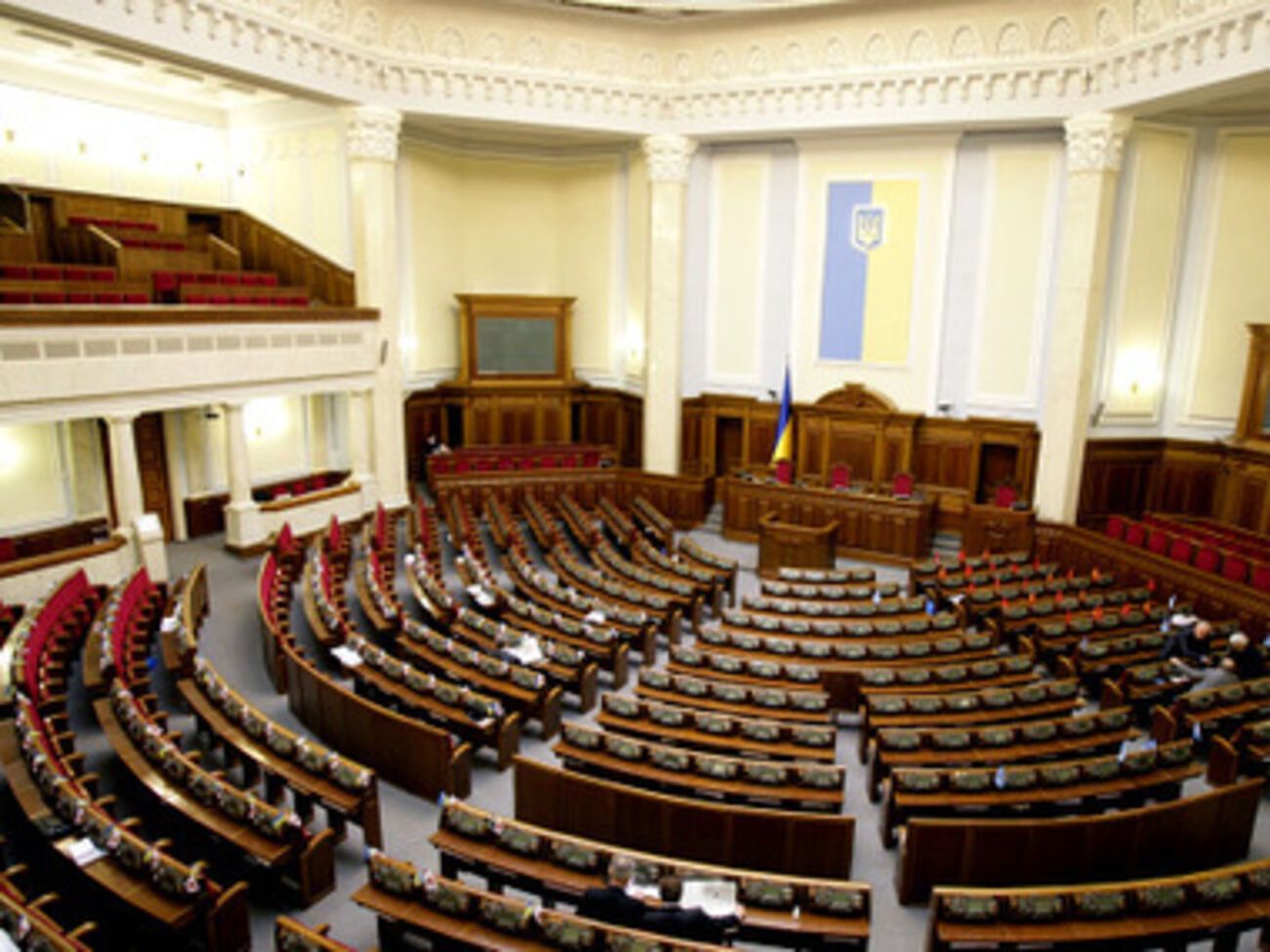 Раде предлагают выбрать первого вице-спикера из трех кандидатур от ПР