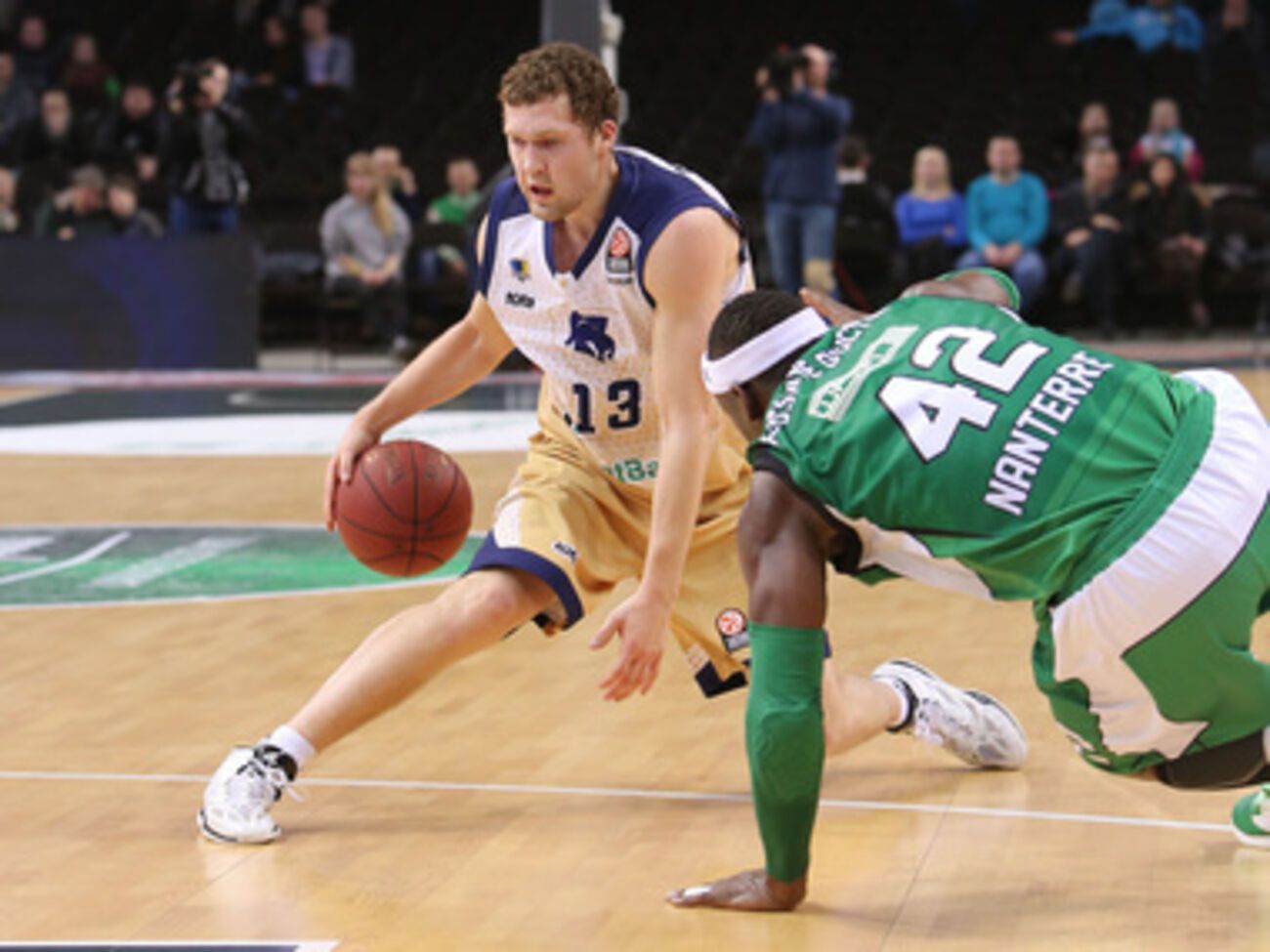 "Будівельник" в Еврокубке начинает с победы