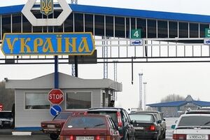 Ранее российские СМИ заявляли о резком увеличении количества беженцев из Украины в Россию