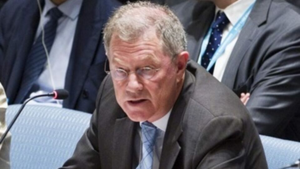 Роберт Серри