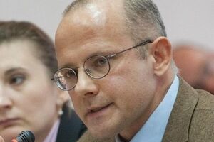 По мнению Умланда, крымский сценарий в восточных регионах Украины невозможен