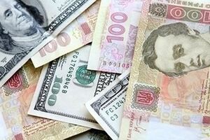 Доллар к гривне прекратил падение на межбанковском рынке