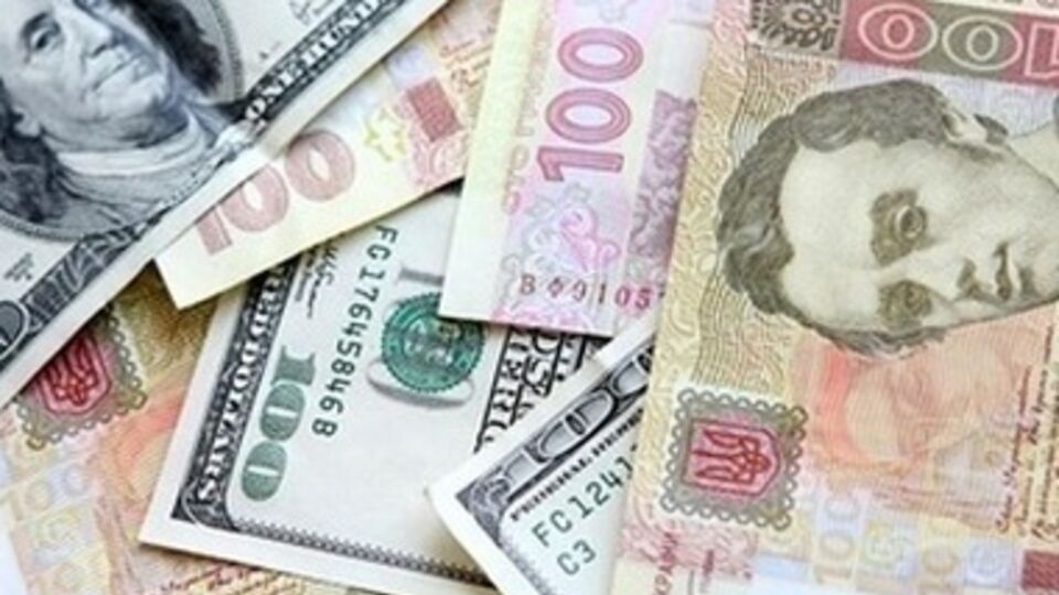 Доллар к гривне прекратил падение на межбанковском рынке