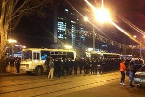 Милиция начала защищать приверженцев неделимой Украины
