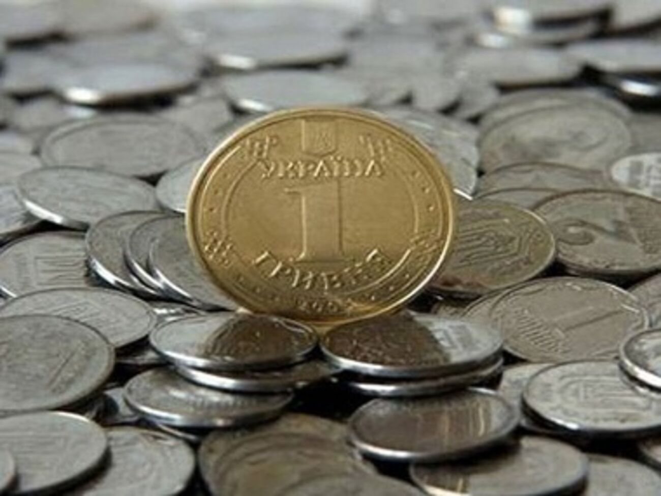 Нацвалюта усиливается