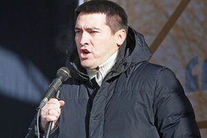 Рустам Темиргалиев --- заместитель самопровозглашенного главы Совета Министров Крыма Сергея Аксенова